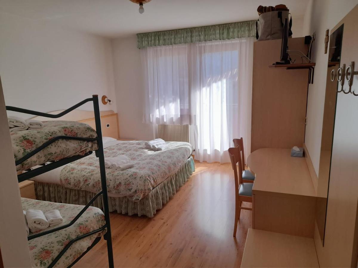 Hotel Garni B&B Maffei Pinzolo Exterior photo