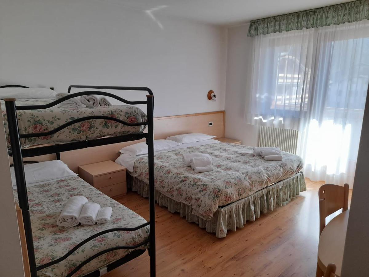 Hotel Garni B&B Maffei Pinzolo Exterior photo