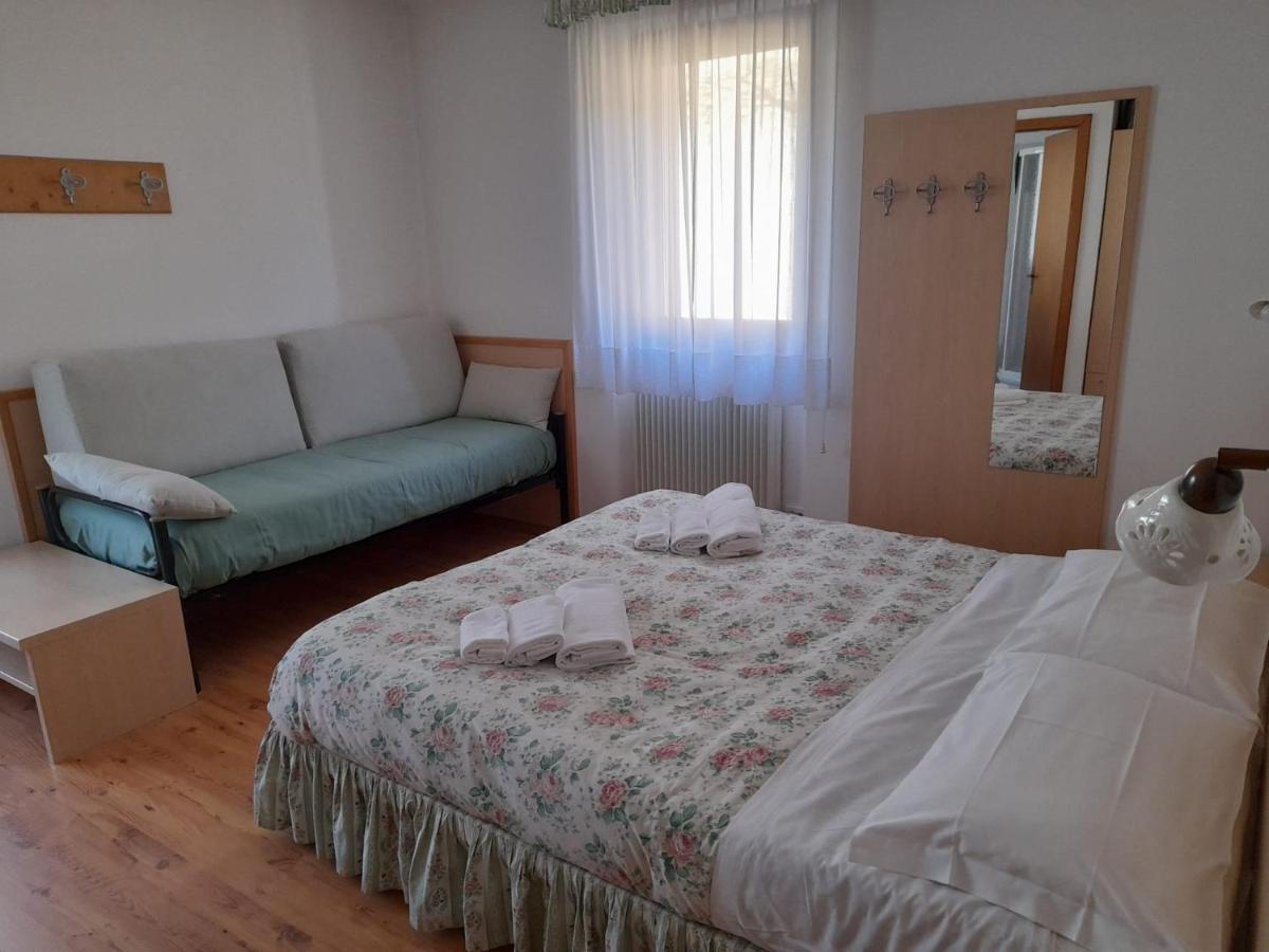 Hotel Garni B&B Maffei Pinzolo Exterior photo