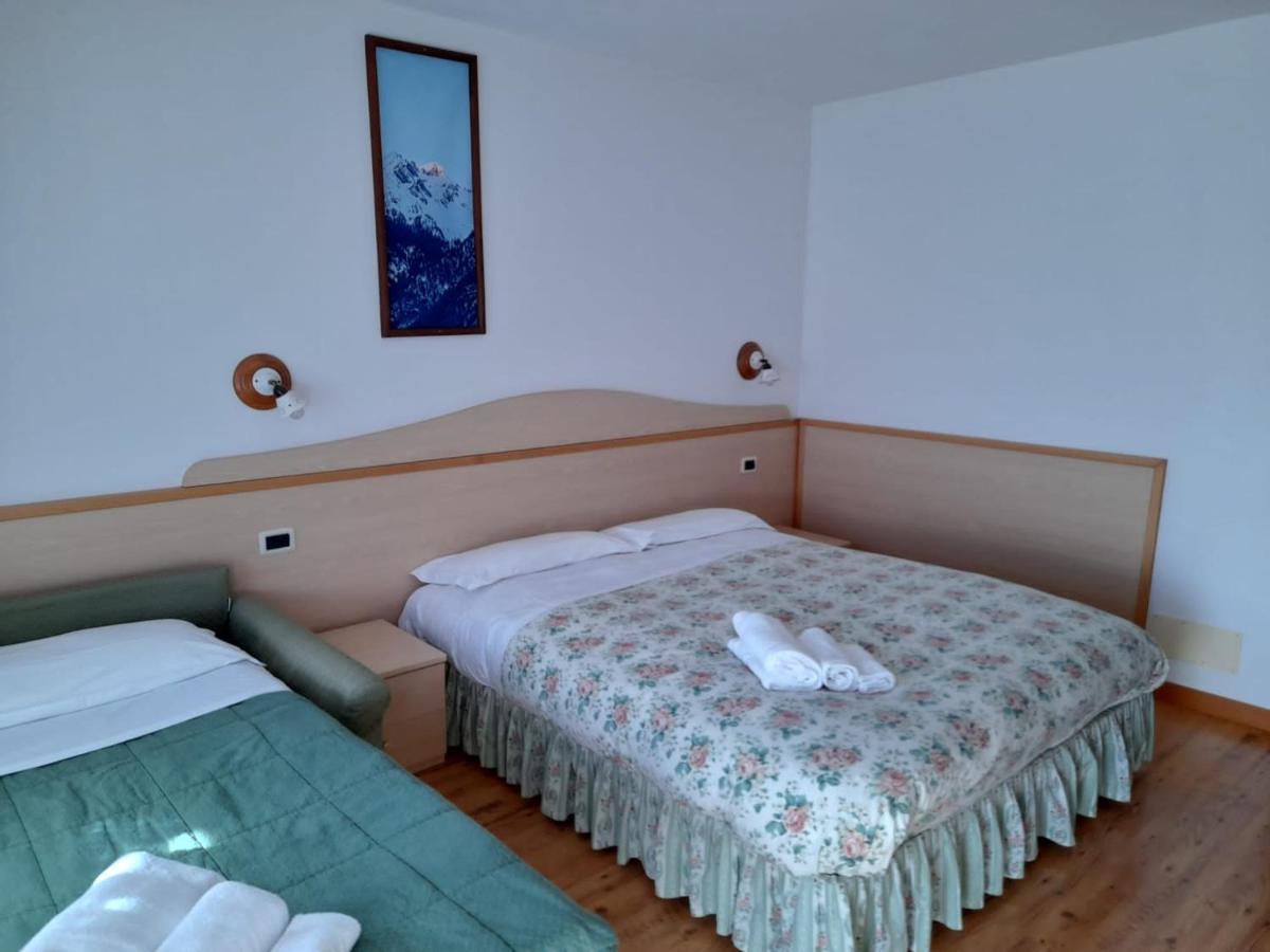 Hotel Garni B&B Maffei Pinzolo Exterior photo